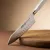 Santoku japán kés, 18 cm kovácsolt pengével, Arcos Riviera Blanc, fehér szegecselt nyéllel