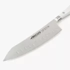 Santoku japán kés, 18 cm kovácsolt pengével, Arcos Riviera Blanc, fehér szegecselt nyéllel
