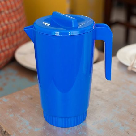 Kancsó tetővel, 2 l, erős műanyag, sötétkék