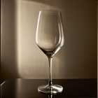 Vivien vörösboros kehely