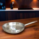 Serpenyő, 28 cm, rozsdamentes, HENDI