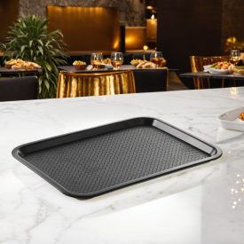 Műanyag tálca, 30,5×41,5×2 cm, fekete