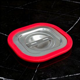 GN 1/6 fedő szilikontömítéssel, rozsdamentes