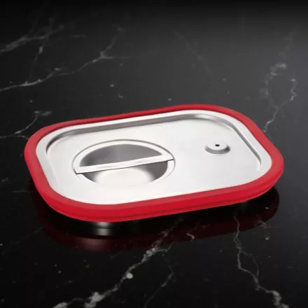 GN 2/3 fedő szilikontömítéssel, rozsdamentes