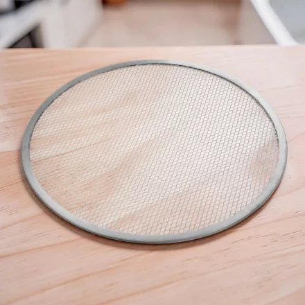 Pizzaforma, pizzasütő, 37,5 cm, perforált, alumínium