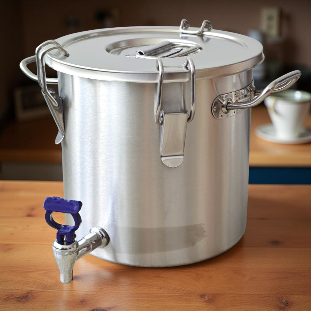 Szimplafalú italszállító badella, 10 l, 32×17 cm, rozsdamentes