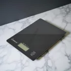 Digitális konyhamérleg, 5 kg méréshatár, üveglapos fekete