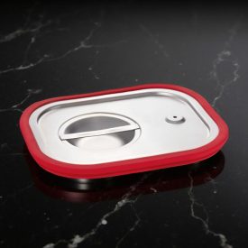 GN 1/4 fedő szilikontömítéssel, rozsdamentes, Pujadas