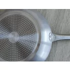 Alumíniumserpenyő, 32 cm, tapadásmentes, rm nyéllel, indukciós, Pujadas