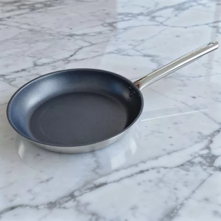 Rozsdamentes serpenyő, 32 cm, Excalibur extra kemény tapadásmentes, indukciós, Pujadas Inox-Pro Ergos