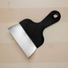 Spakli műanyag nyéllel, 14,5 cm széles penge, Pujadas