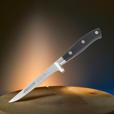 Arcos Riviera kovácsolt csontozókés, fekete szegecselt nyéllel, 13 cm-es pengével