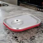 GN 1/2 fedő szilikontömítéssel, rozsdamentes