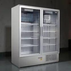 Üvegajtós rozsdamentes hűtővitrin, bruttó 1200 literes