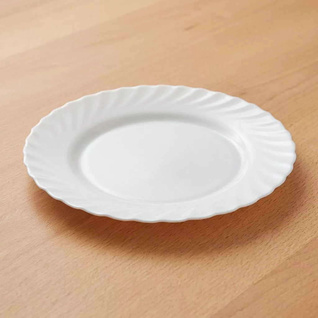 Trianon lapostányér 27,5 cm, opálüveg