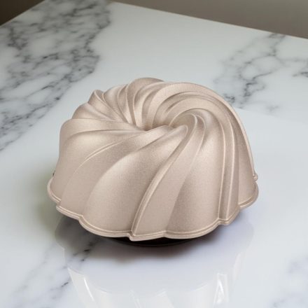 Magas kuglófsütő forma, szélkerék, 24 cm, Delícia