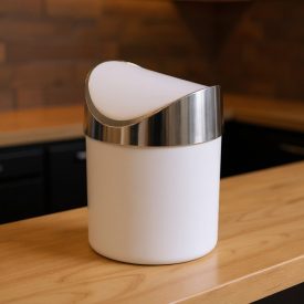 Asztali szemetes billenő fedéllel, 12×16 cm, műanyag