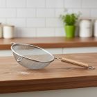 Szűrő fanyéllel 27 cm, dupla hálós