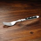 Bistro evővilla, szegecselt nyéllel